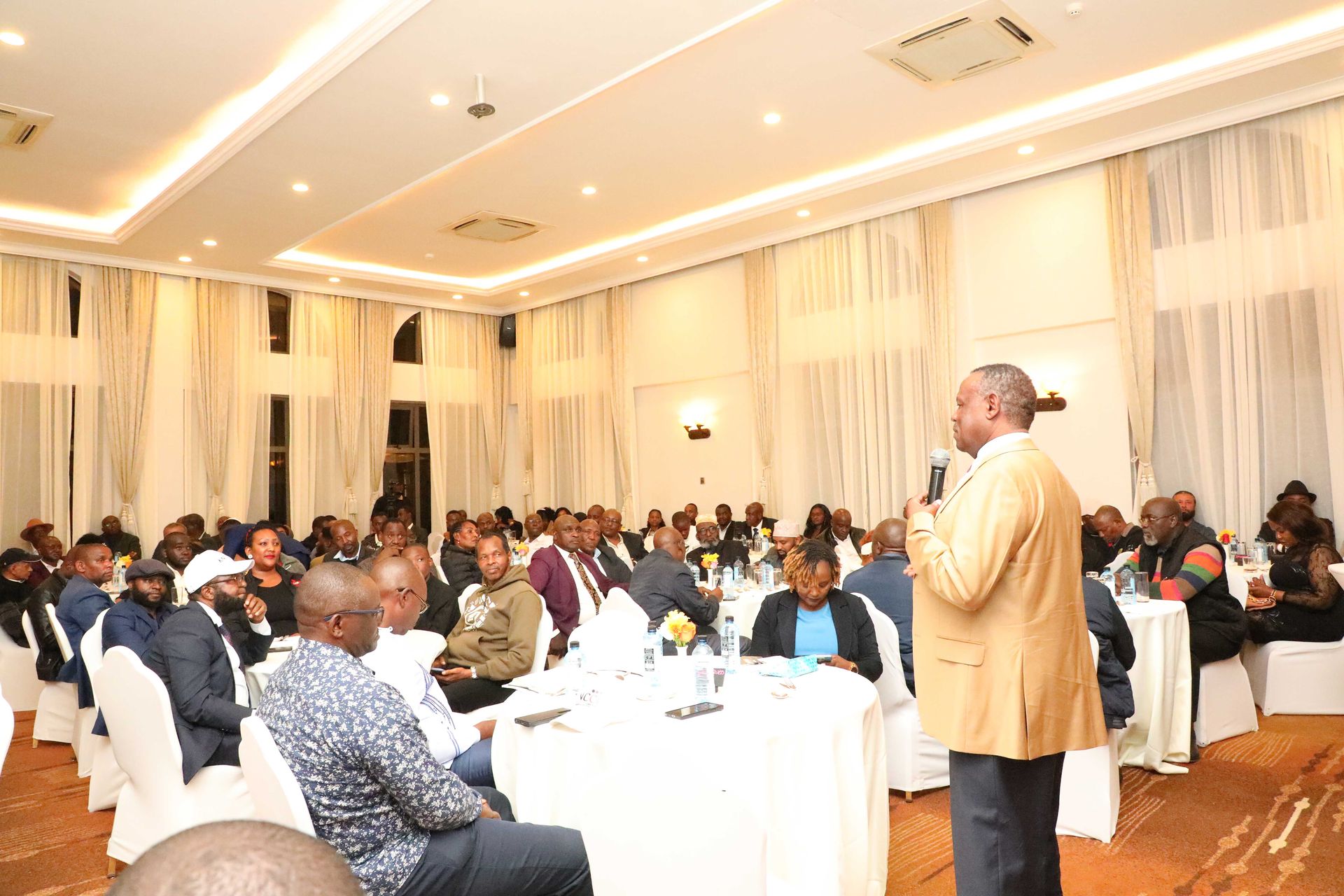 Meru business district trade activity